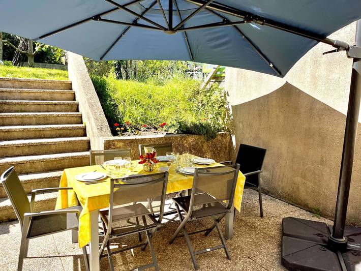 Location de vacances pour 7 personnes, avec jardin et balcon à Locmiquélic - 2