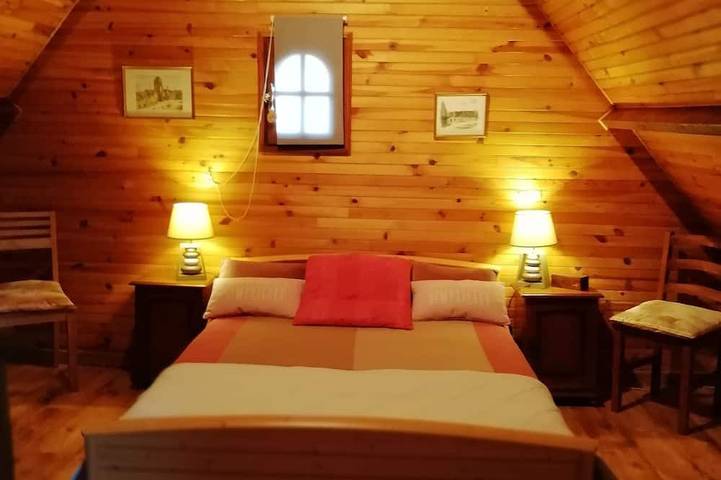 Location de vacances pour 4 personnes, avec terrasse ainsi que jardin et jacuzzi, animaux acceptés à Locoal-Mendon - 3