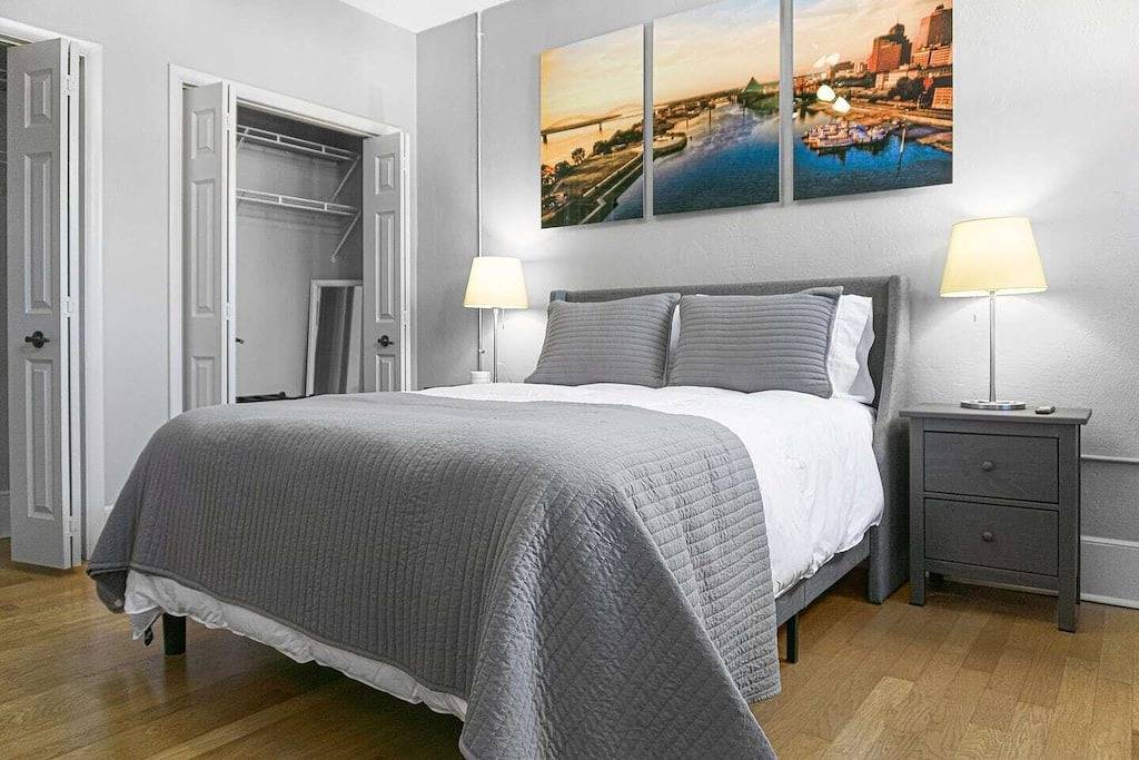 Ganze Wohnung, Gorgeous 2Br downtown condo near Everything! in Memphis, Tennessee