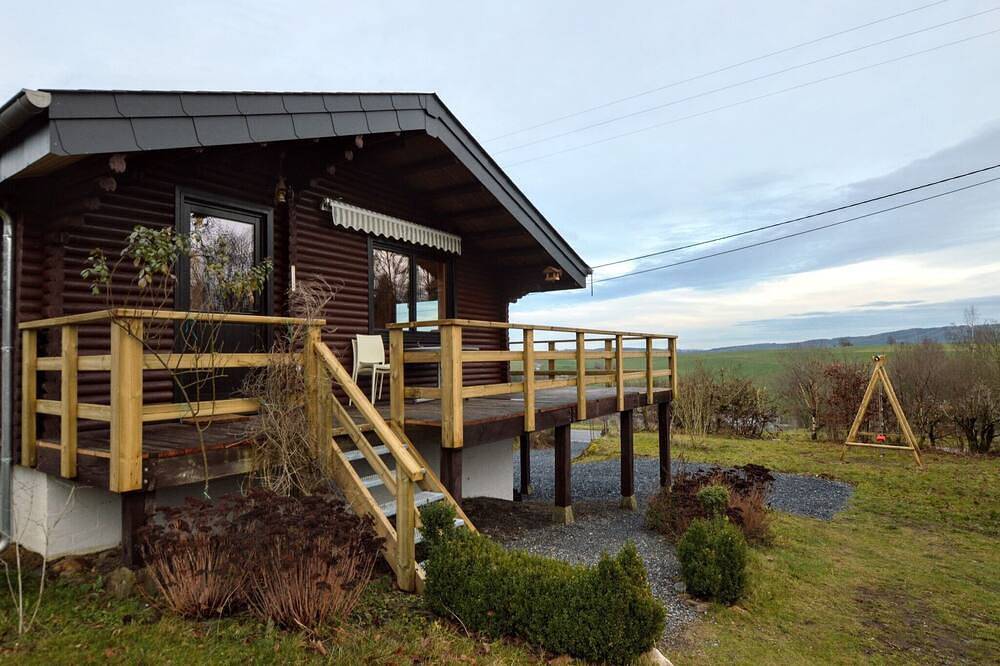 Chalet met panoramisch uitzicht en omheinde tuin in Tenneville, Provincie Luxemburg