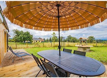 Gîte pour 5 personnes, avec vue et jardin, animaux acceptés à Bourbon-Lancy - 2