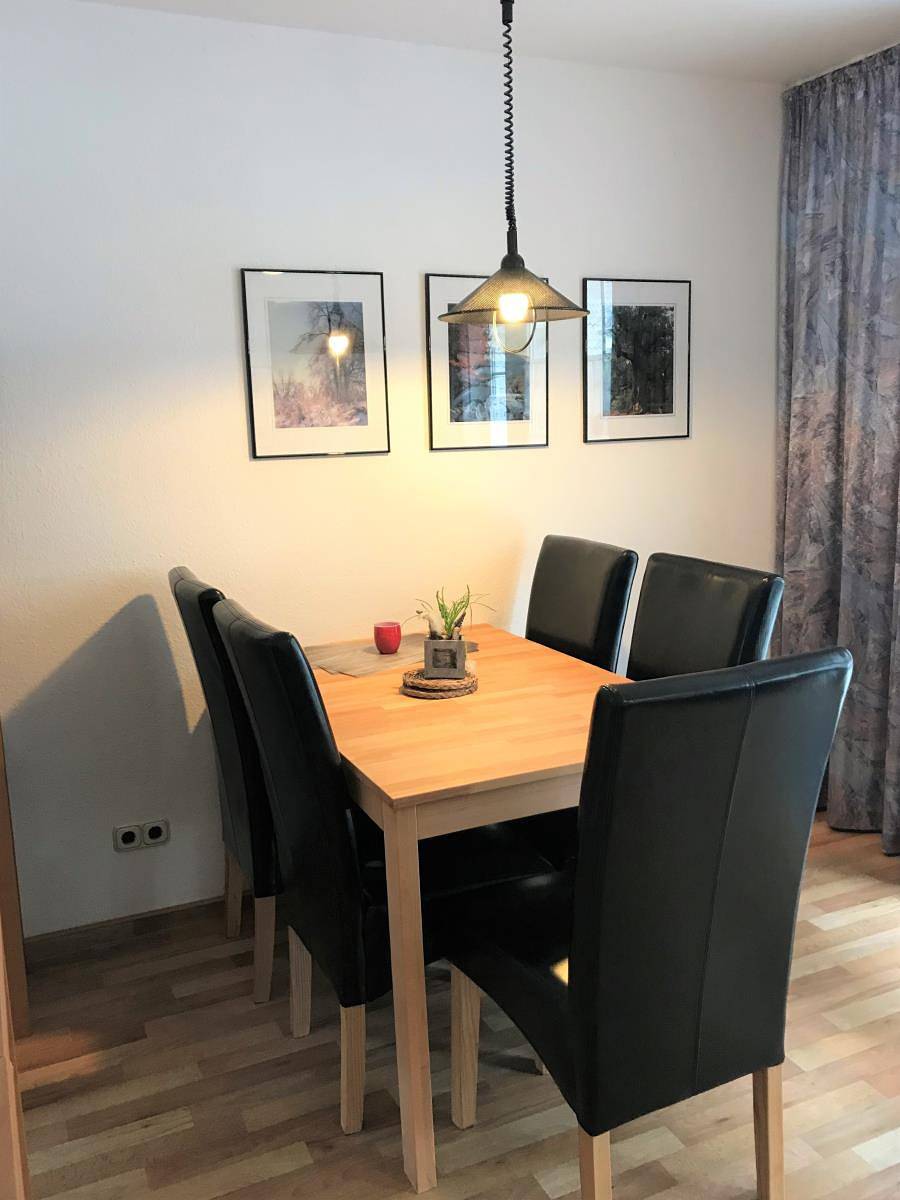 Adw 7 i - Ferienhaus 4 Zimmer mit Hund und Garten in Döse, Cuxhaven