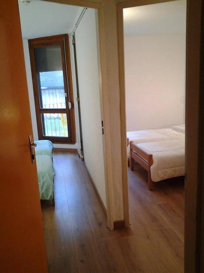 Hôtel pour 2 personnes, avec vue ainsi que terrasse et jardin, animaux acceptés à Saint-Sauveur-Camprieu - 4