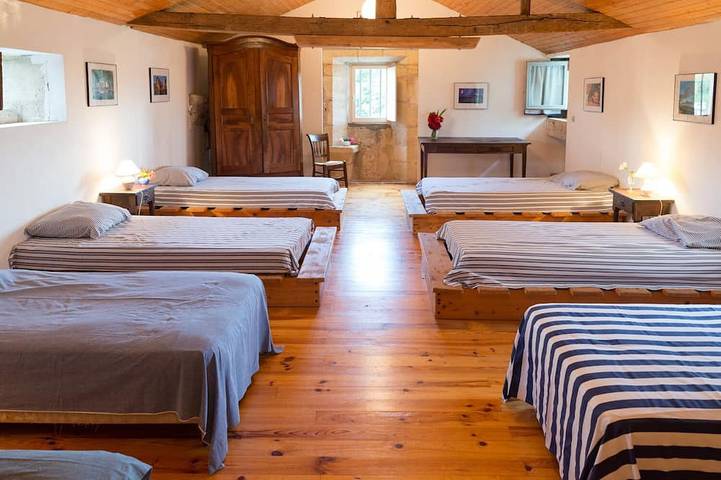 Location de vacances pour 20 personnes, avec terrasse et jardin à Virsac - 3