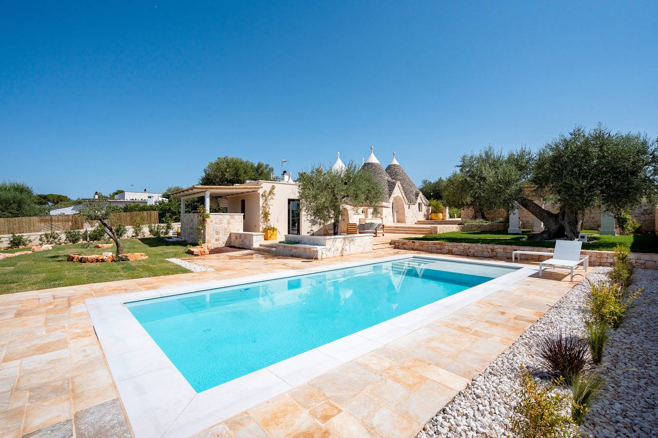 Villa 'Dimora Dormio' con Piscina Privada, Wi-Fi y Aire Acondicionado in Monopoli, Region de Bari