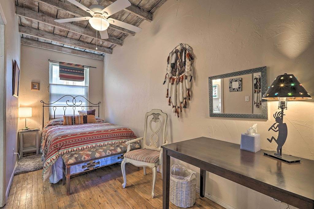 Gemütliches Cottage mit Innenhof - nur wenige Minuten vom Santa Fe Plaza entfernt in Santa Fe, Santa Fe County