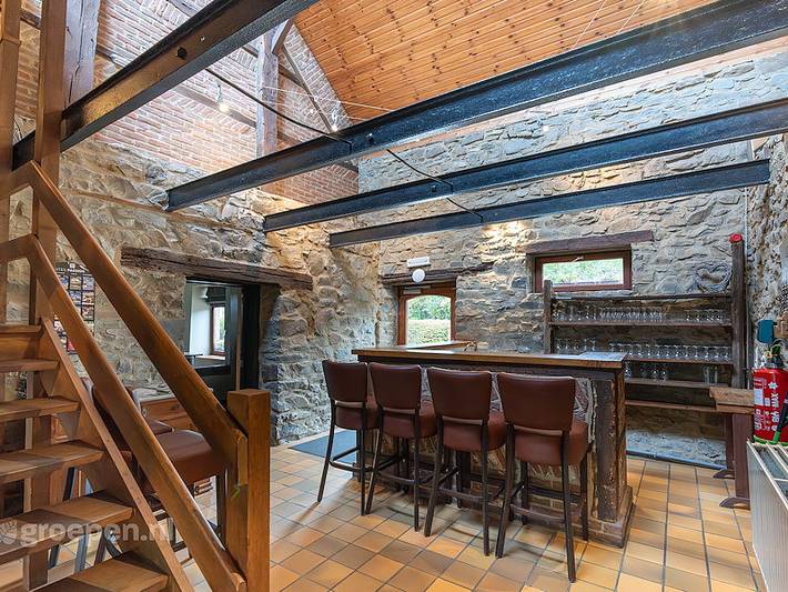 Location de vacances pour 29 personnes, avec terrasse ainsi que balcon/terrasse et sauna à Rendeux - 3