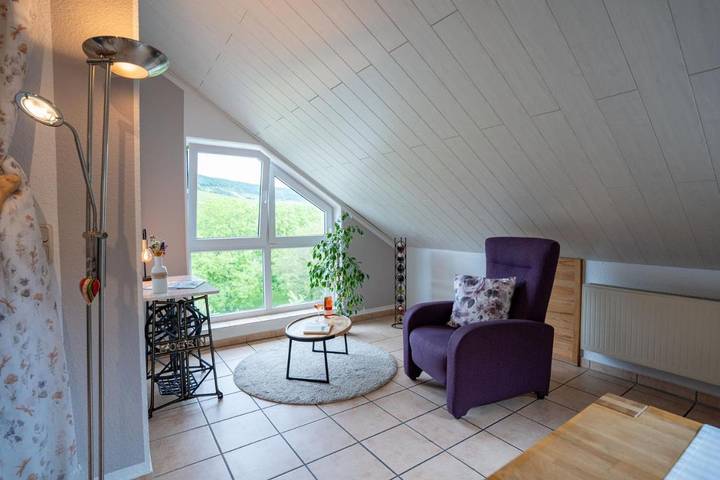 Ferienwohnung für 5 Personen, mit Balkon und Terrasse sowie Garten und Ausblick in Pünderich - 4