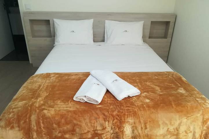 Location de vacances pour 8 personnes, avec jardin dans Pinheiro - 2