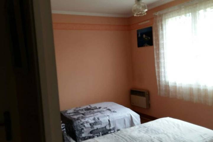 Location de vacances pour 6 personnes, avec jacuzzi ainsi que terrasse et jardin dans Cazaux - 4