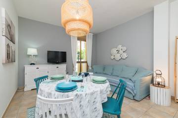 Location De Vacances pour 5 Personnes dans Santa Teresa di Gallura, Santa Teresa Gallura, Photo 2
