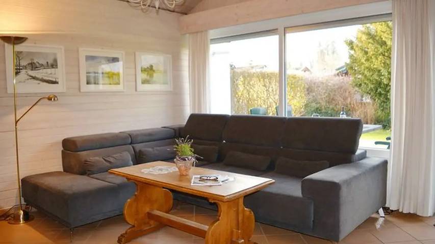 Ferienhaus für 4 Personen, mit Terrasse und Garten in Prien - 2