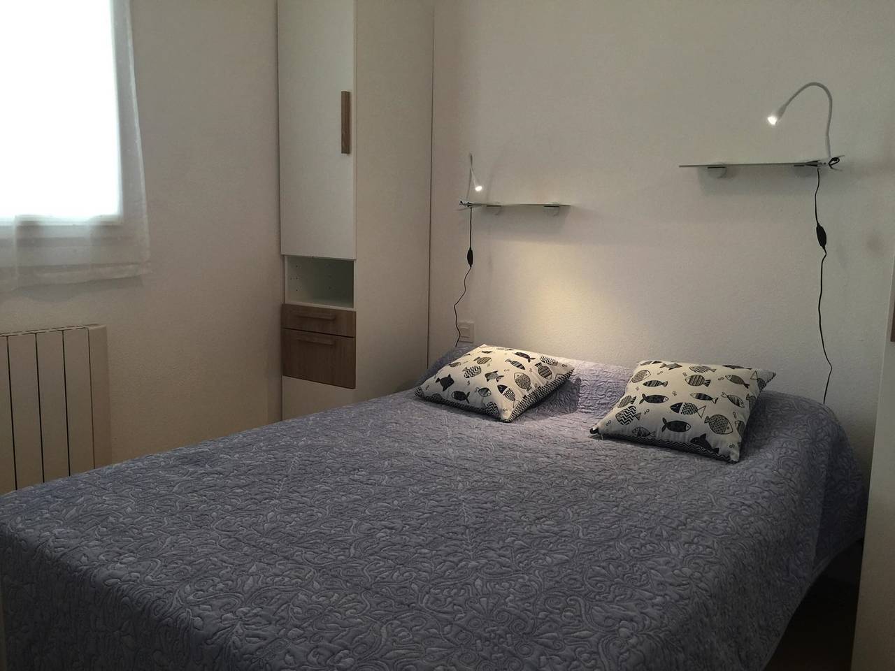 Entire apartment, Renovated beachfront apartment with balcony and parking in Jard-sur-Mer in Jard-sur-Mer, Vendée