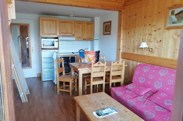 Apartamento entero, Apartment with panoramic view and pool in Combloux, Pays du Mont-Blanc