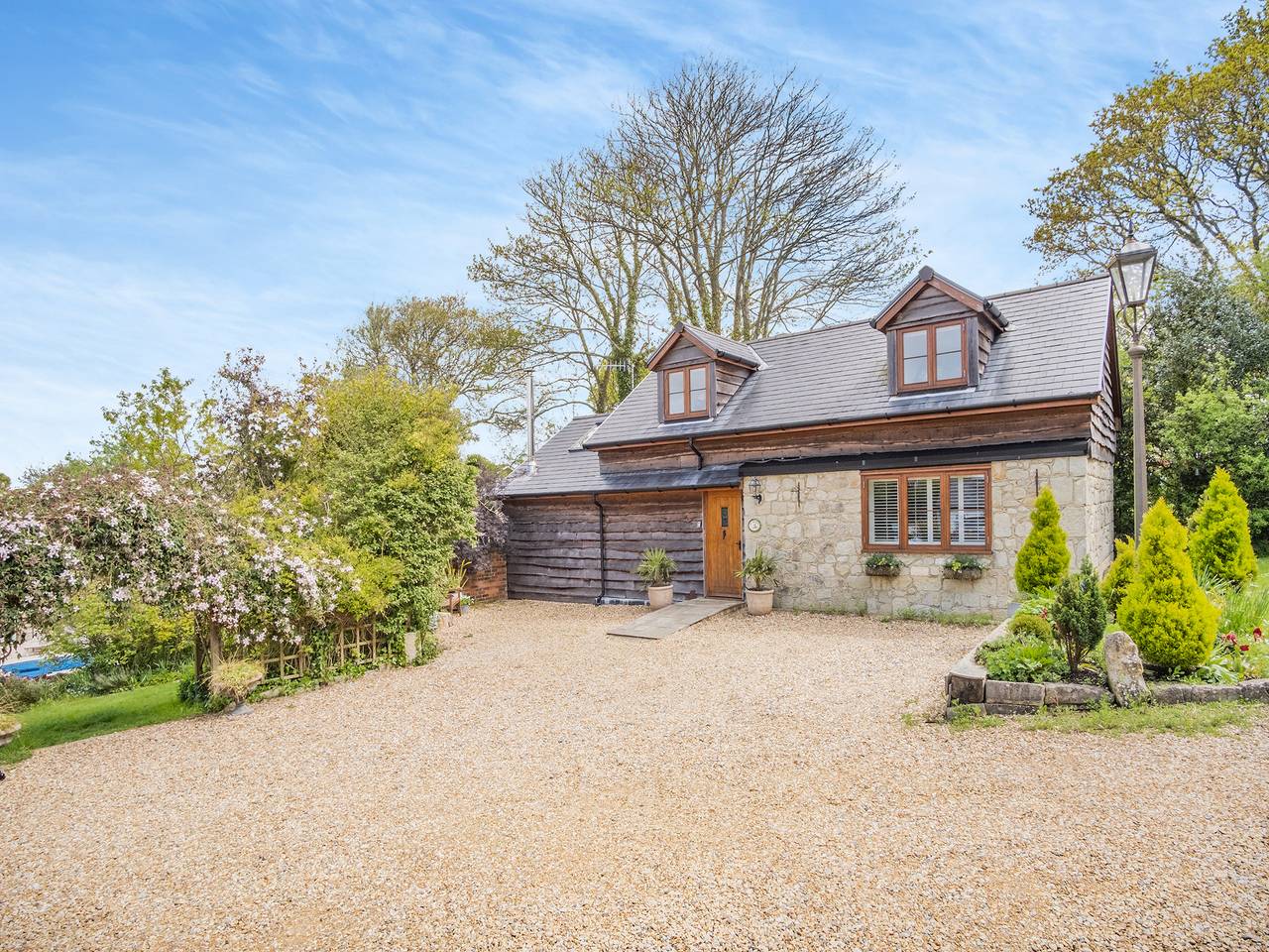 Red Squirrel Cottage in Niton and Whitwell, Isle of Wight