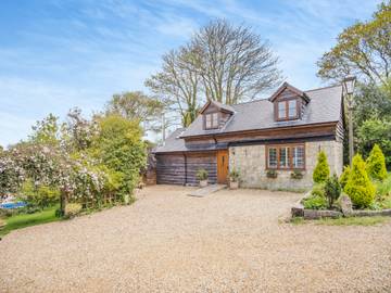 Log Cabin for 6 People in Niton and Whitwell, Isle of Wight, Photo 2