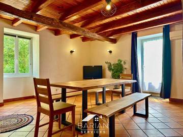 Gîte pour 8 personnes, avec terrasse dans Saint-Agnant