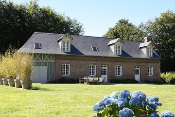 Gîte pour 6 personnes, avec jardin à Paluel