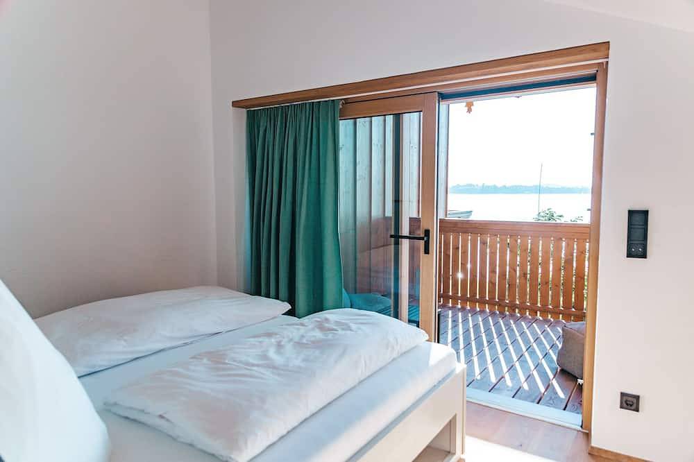 Entire apartment, Maisonette suite with unobstructed panoramic views in Frauenchiemsee, Chiemsee, Gemeinde