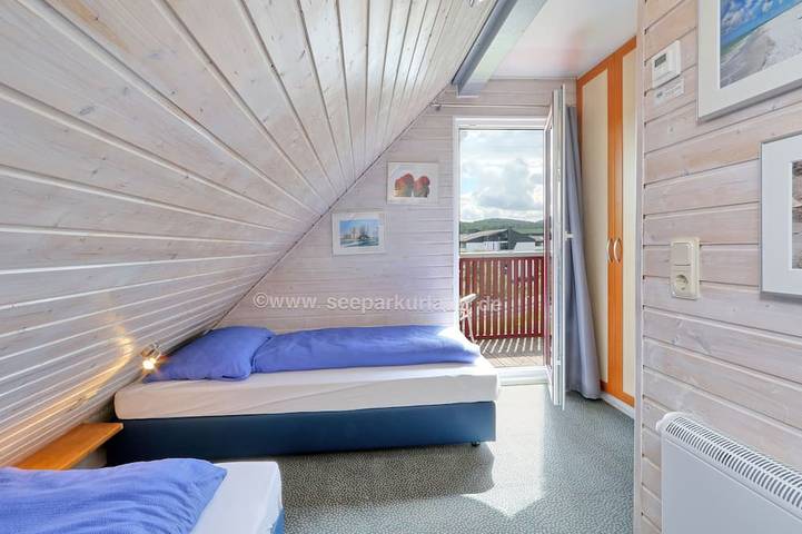 Ferienhaus, freistehend - Seeblick - 6 Personen - gemütlich eingerichtet. in Reimboldshausen, Kirchheim