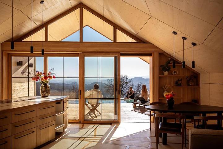 Chalet für 10 Personen, mit Whirlpool und Pool sowie Sauna und Garten - 1