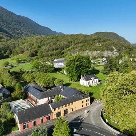 Appartement entier, Zecamping piscine couverte locatif 5 pers in Izeste, Béarn