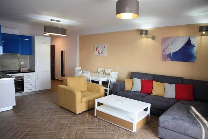 Hôtel pour 6 personnes, avec Balcon ainsi que Terrasse et Vue dans Lezhë