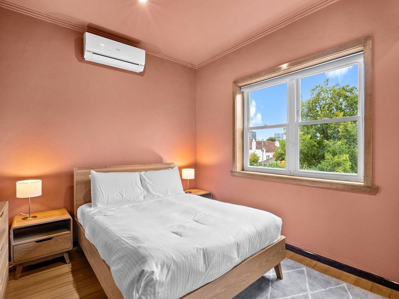 Entire apartment, Stylish 1 Bed Apartment in East Melbourne in East Melbourne, Melbourne