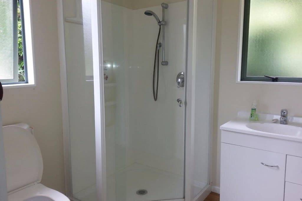 Buschkulisse, Privatsphäre und Blick auf die Bucht in Whangarei District