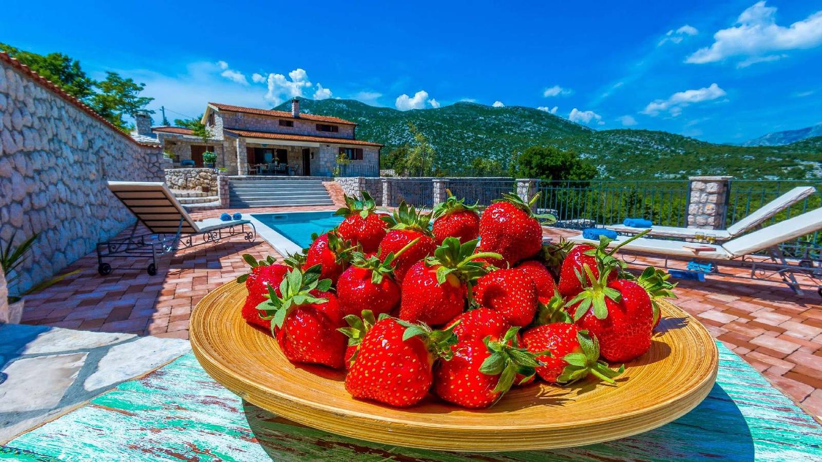 Villa die Melodie der Natur in Zivogosce, Makarska Riviera