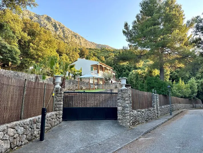 Casa rural para 6 personas, con jacuzzi y jardín - 1