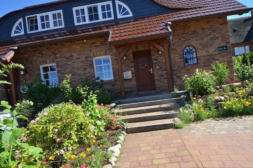Ferienhaus für 8 Gäste mit 140m² in Groß Zicker in Gager, Mönchgut