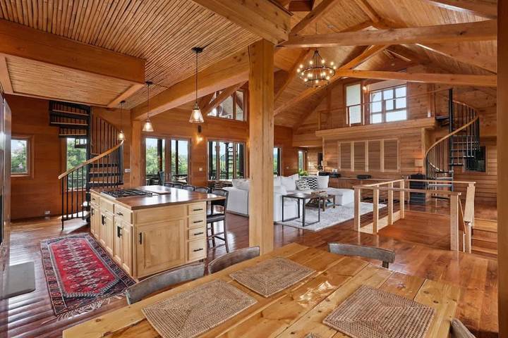 Holiday home for 13 people, with pool and garden as well as hot tub and terrace - 1