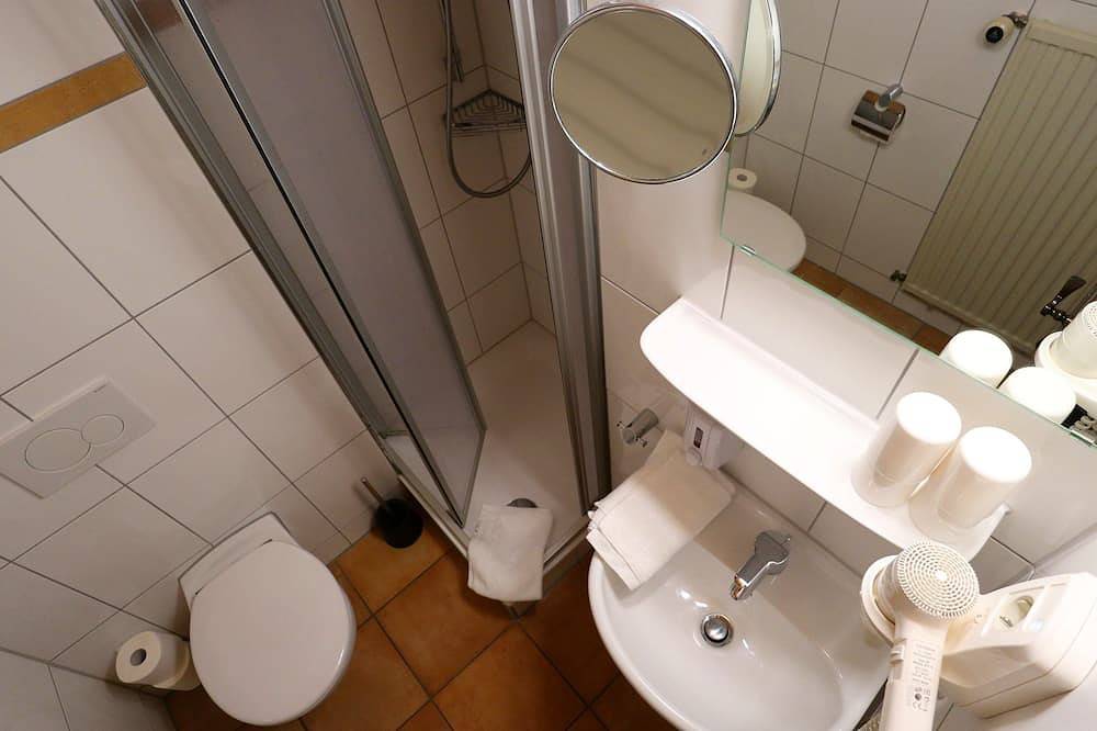 Dreibettzimmer Kat. A, Nichtraucher, Wc und Dusche - Hotel Werneths Landgasthof in Europa-Park, Rheinhausen