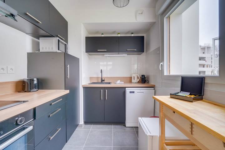 Appartement entier, L'Arboresens - Appt avec terrasse et parking in Mérignac, Région de Bordeaux