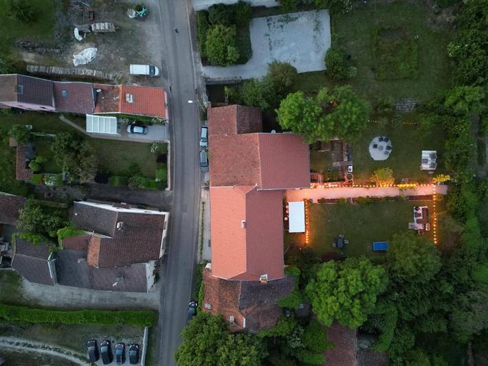 Chambre d’hôte pour 2 personnes, avec vue et jardin, animaux acceptés à Melay