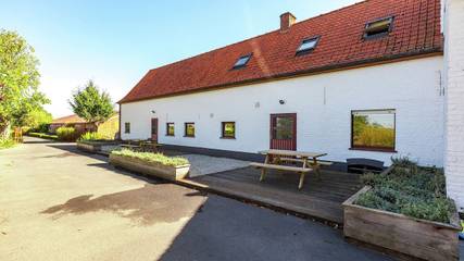 Ferme pour 4 personnes, avec jardin et terrasse, animaux acceptés dans Westvleteren (bière)