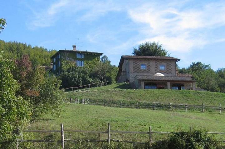 La Cenerara - Landhaus mit Pool in der Emilia-Romagna in Lugagnano Val D'Arda, Piacenza Provinz