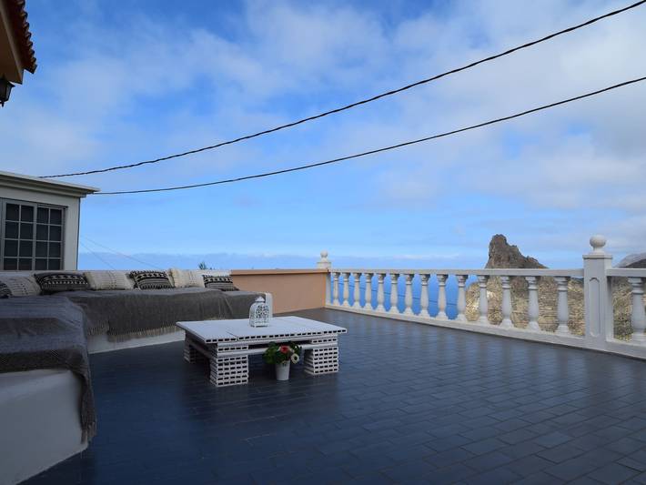 Gîte pour 7 personnes, avec Terrasse et Jardin
