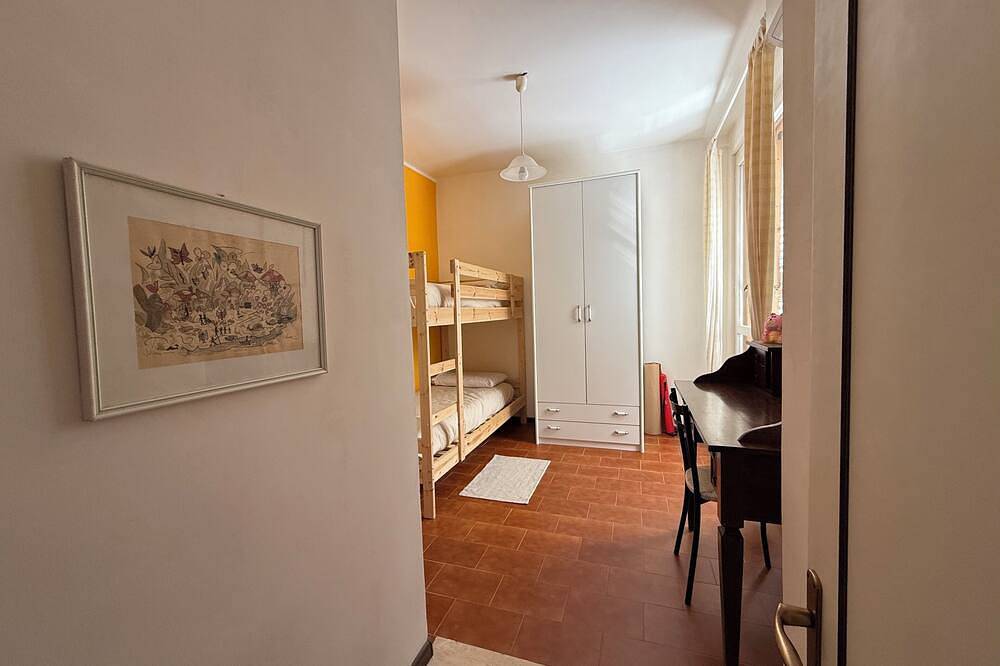 Private villa with garden 100 steps from the beach! in Platamona, Sorso