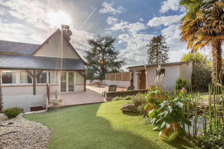 Location de vacances pour 10 personnes, avec balcon et piscine à Bourré - 3