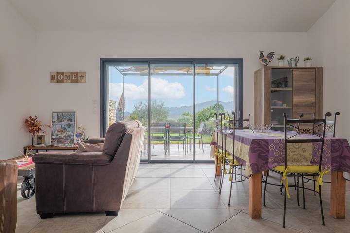 Gîte Espigoule – Grandes Casas de Férias em Aiguèze in Aiguèze, Gorges de l’Ardèche