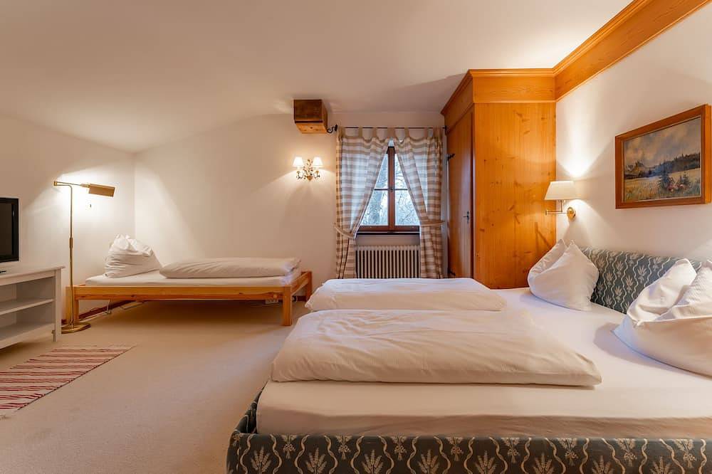 Ganze Wohnung, Herrschaftliche Ferienwohnung in Skiliftnähe in Kitzbühel, Hohe Salve