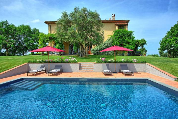 Ferienhaus für 12 Personen, mit Pool