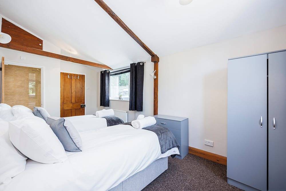 Cosy Cottage in the Heart of Bromley in Bromley, London