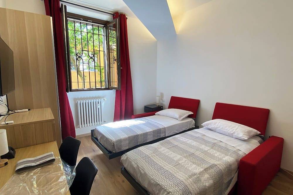 Appartamento intero, Under Trastevere stars - Live like a local on Gianicolo hill! in Trastevere, Roma