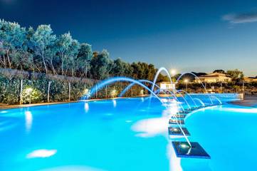 Appartamento per 8 persone, con piscina per bambini e piscina nonché giardino in Cardedu