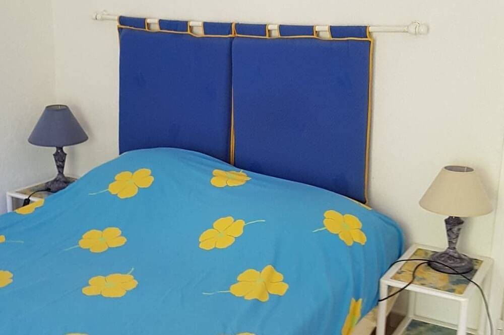 Ganze Wohnung, Schöne Lage, günstig zur Ruhe in einem Weiler in der Camargue in Arles, Mittelmeerküste (Frankreich)