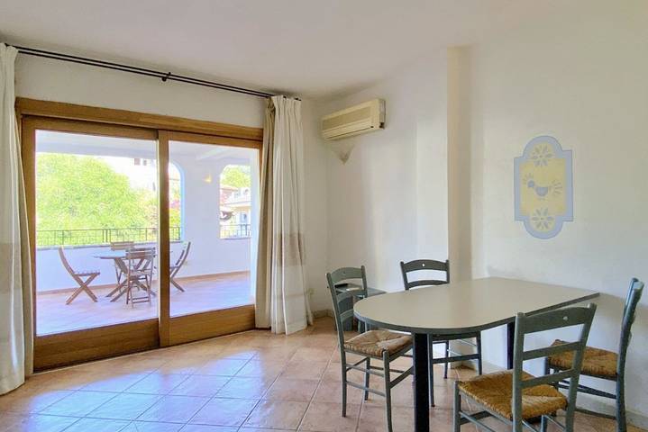 Gîte pour 4 personnes, avec balcon/terrasse et piscine à Porto Rotondo - 2