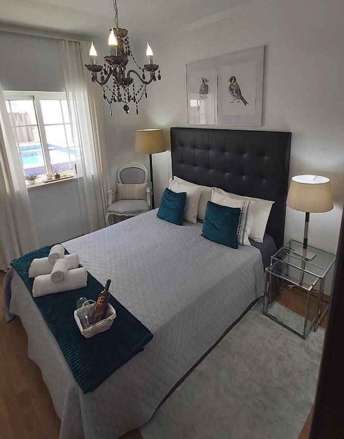 Apartamento de férias inteiro, Jose & Ester House in Almada, Halbinsel von Setúbal